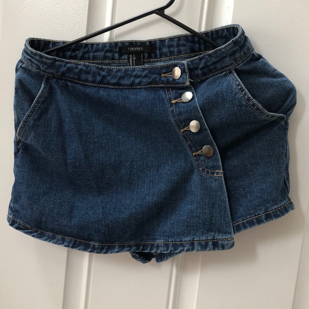 Jean skort